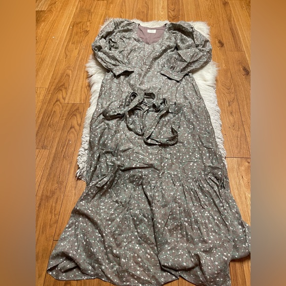 Mirth Dress - Picture 13 of 14